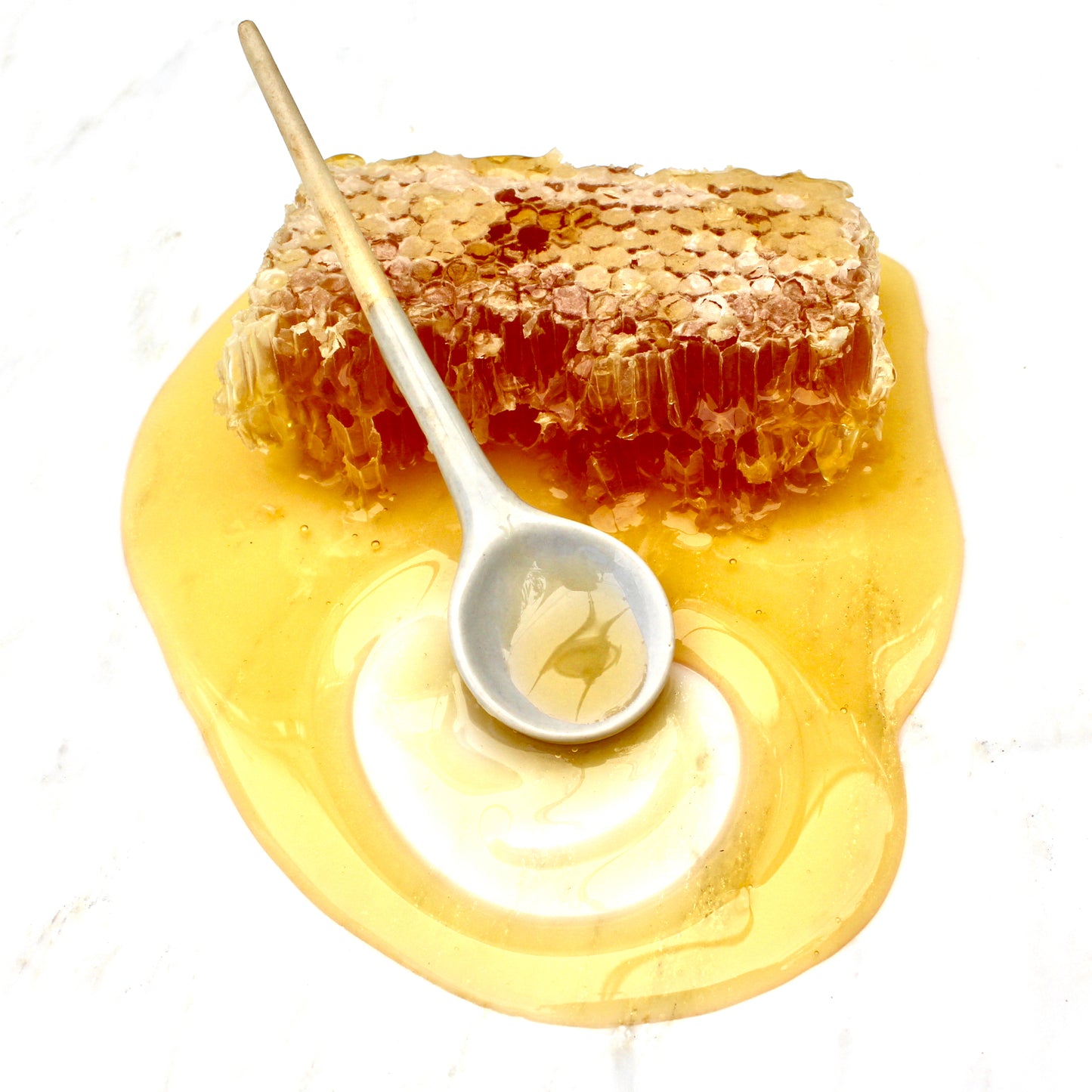LENUS_Handcrafted_HONEY_natural_raw