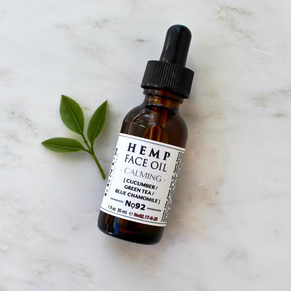 best-antioxidant-serum-natural-beauty-oilbest-face-beauty-oil-serum-anti-aging-serum-hemp-clean-skincare-natural-skincare-artizan-skincare